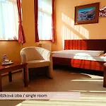 Podhradie 3*