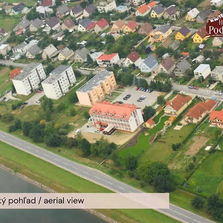 Отель Podhradie 3*