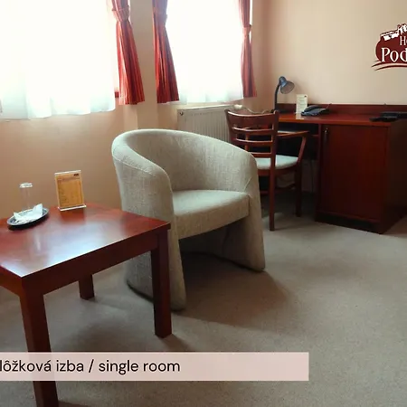 Podhradie Hotell 3*