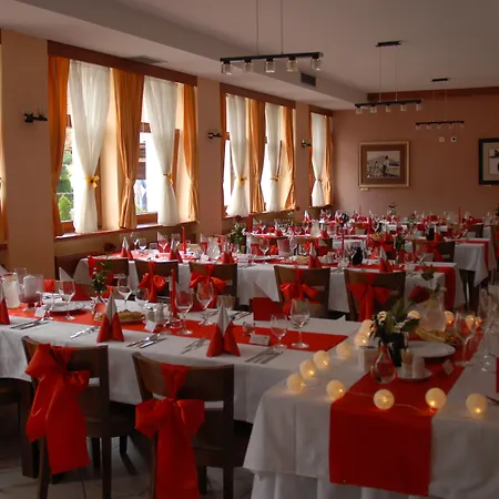 Podhradie Отель Поважска-Бистрица