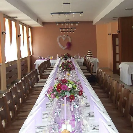 Podhradie Отель